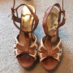 MICHAEL KORS WEDGES